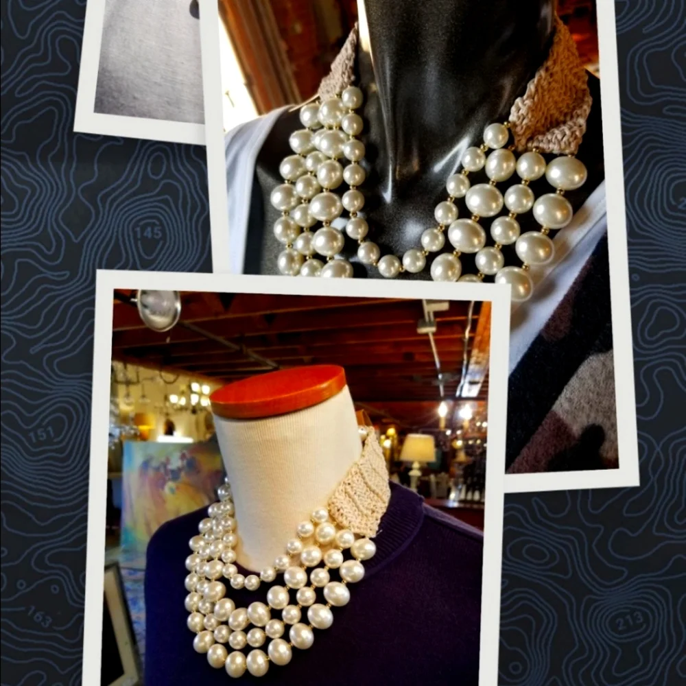 🦪Beige Pearlized Beaded Necklace & Earring Set - Picture 9 of 16